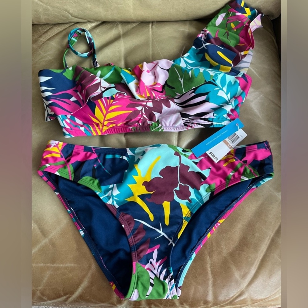 NWT Bleu Rod Beattie one shoulder bikini top and bottom 12